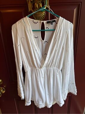 Lulu's White Eyelet Tank with V-Neck
